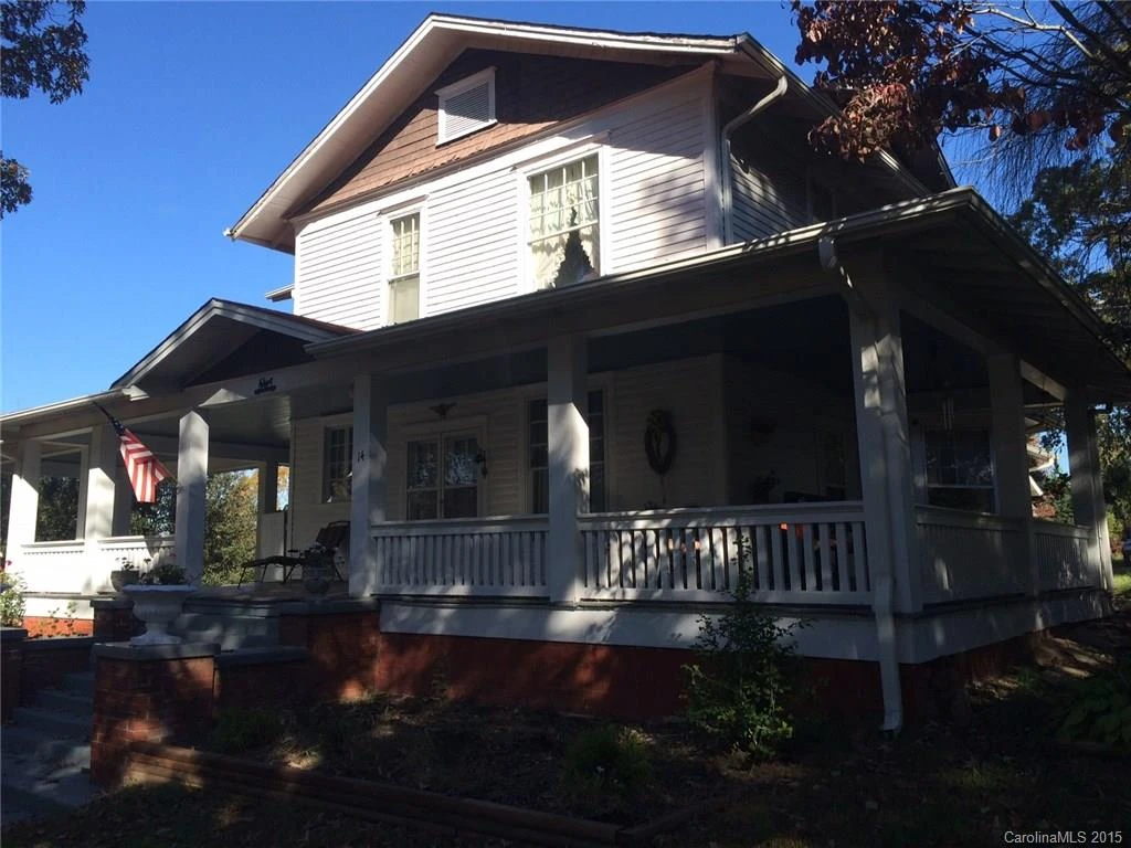 14 Hamburg Drive
