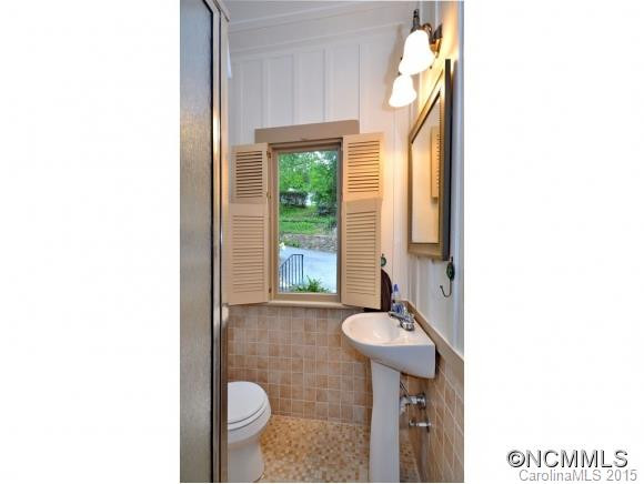 305 Longview Drive - Photo 19