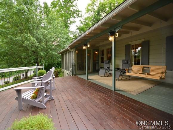 305 Longview Drive - Photo 3