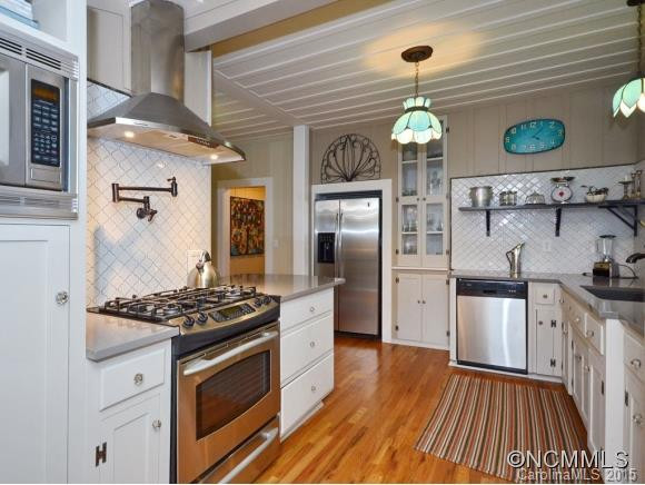 305 Longview Drive - Photo 9
