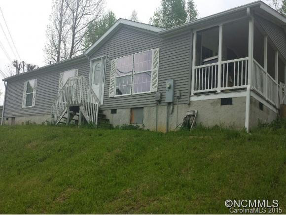 128 WHITE PINE LANE
