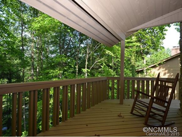 301 WHITE OAK DRIVE - Photo 10