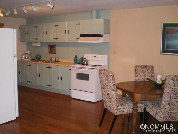 1830 Laurel Falls Road - Photo 7