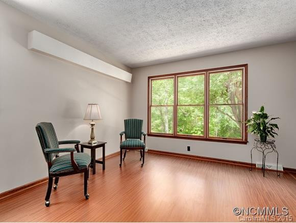150 BROOKSHIRE RD - Photo 2