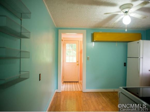 253 BRADLEY STREET - Photo 4
