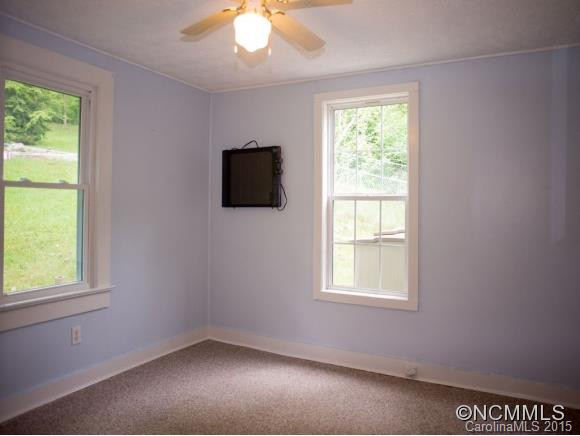 253 BRADLEY STREET - Photo 10