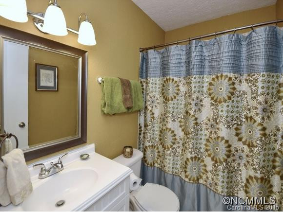 2 REYNOLDA DRIVE - Photo 16