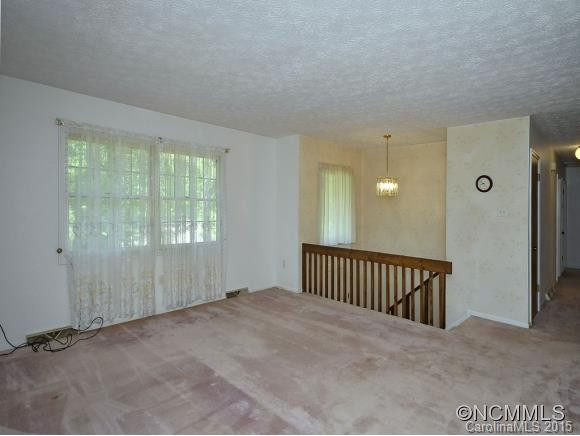 5 CRESTBROOK CT - Photo 3