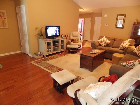 65 Birkshire Way - Photo 2