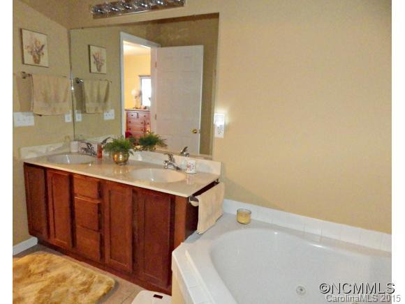 65 Birkshire Way - Photo 14
