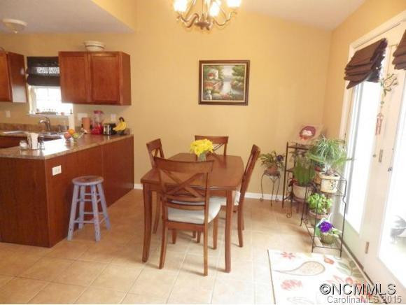 65 Birkshire Way - Photo 17