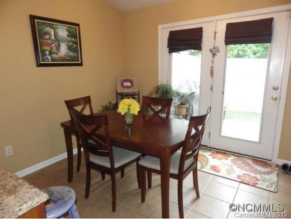 65 Birkshire Way - Photo 18