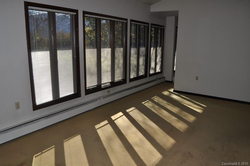 192 Sunnyside Lane - Photo 8
