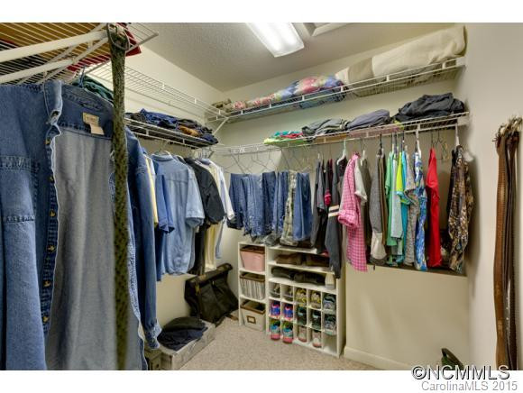 404 Greenstone Ln - Photo 11