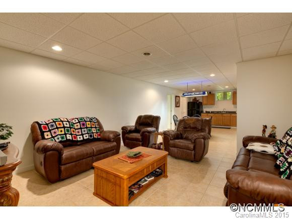404 Greenstone Ln - Photo 15