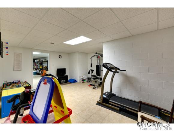 404 Greenstone Ln - Photo 18