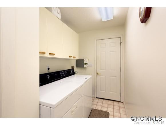 404 Greenstone Ln - Photo 8