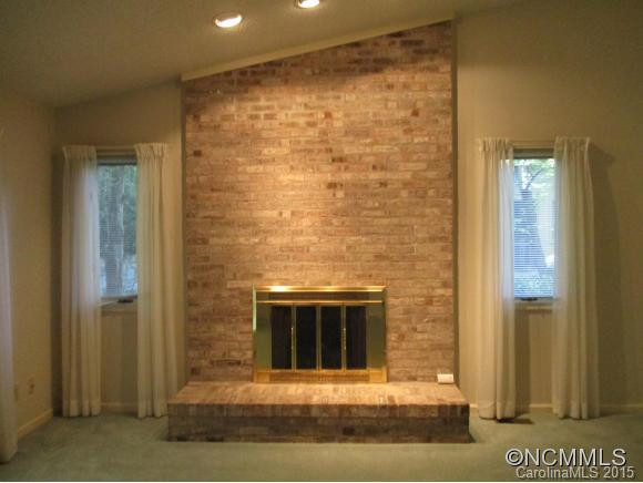 306 Laurel Oak Ln - Photo 3