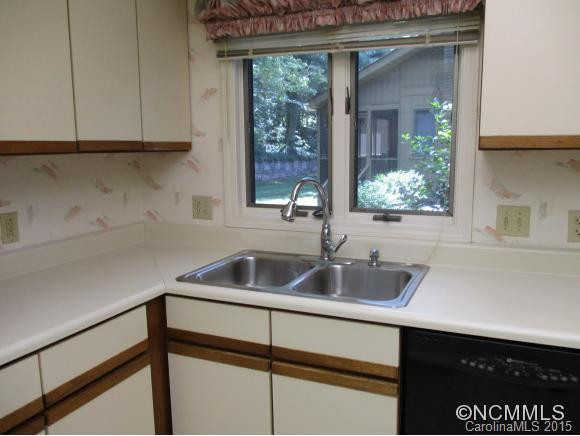 306 Laurel Oak Ln - Photo 9