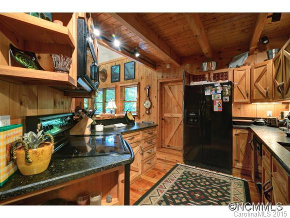 869 Boiling Springs Road - Photo 8