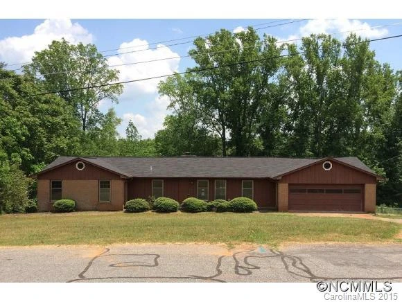 244 Greenbriar