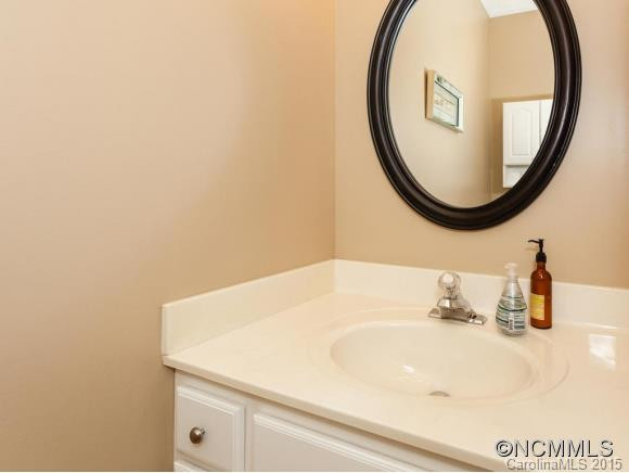 104 N Wintergarden Road - Photo 18