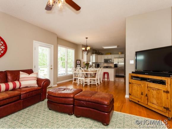 104 N Wintergarden Road - Photo 6