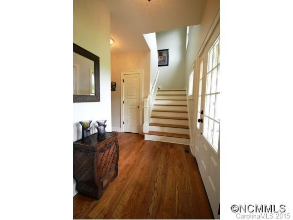 27 Farm Pond Lane - Photo 4