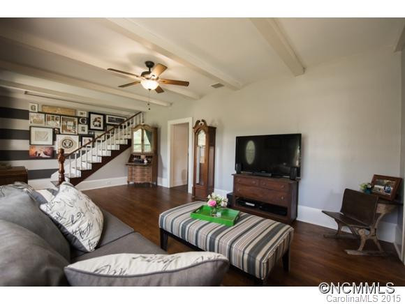 15 Indian Trail Road - Photo 4