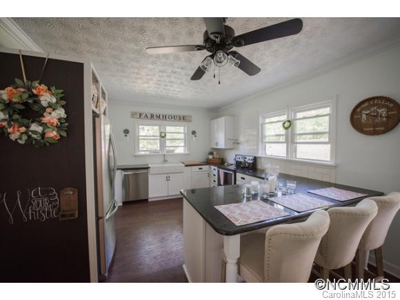15 Indian Trail Road - Photo 8
