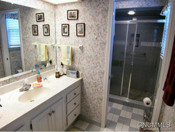 1012 Saddlebrook Drive - Photo 12
