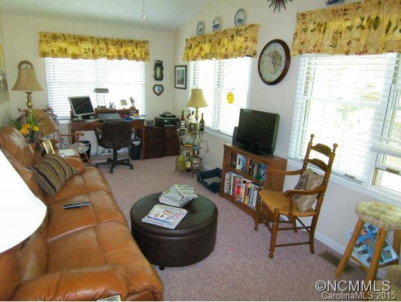 1012 Saddlebrook Drive - Photo 15