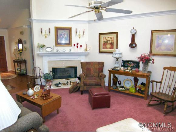 1012 Saddlebrook Drive - Photo 5