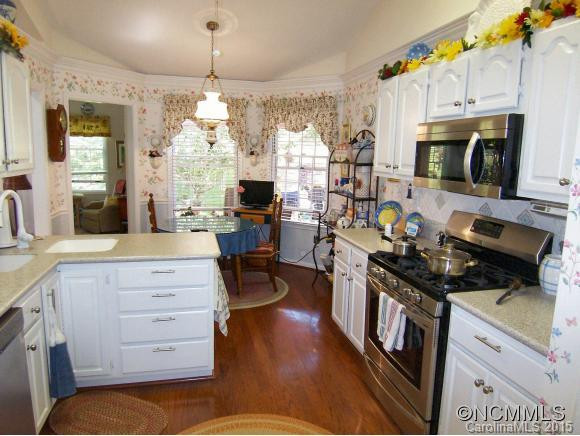 1012 Saddlebrook Drive - Photo 7
