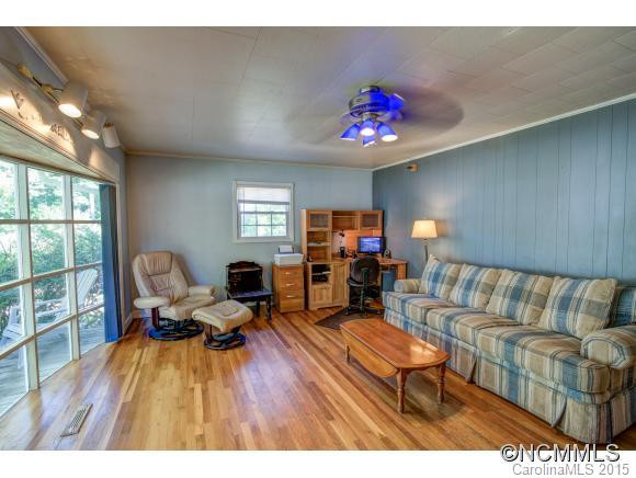 218 Varden Pl - Photo 6