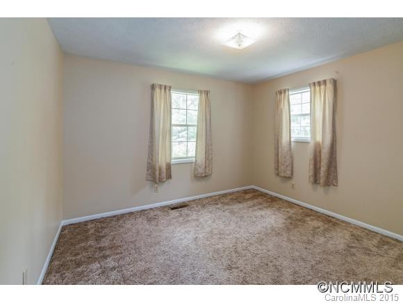 153 Wendy Lane - Photo 12