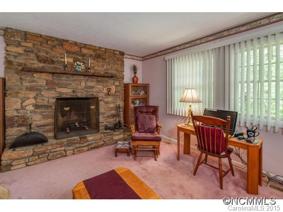 153 Wendy Lane - Photo 5