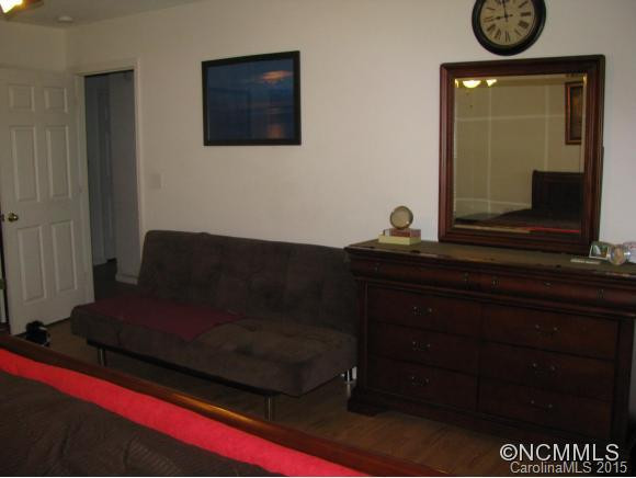 694 Mountain Road - Photo 11