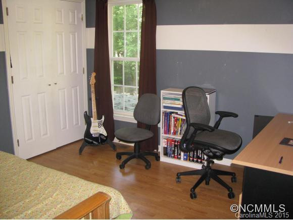 694 Mountain Road - Photo 14