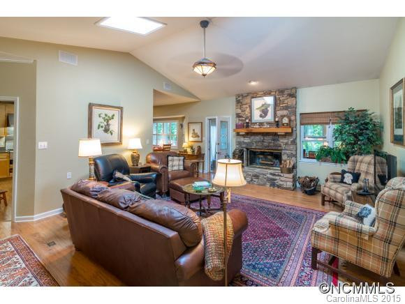 16 Woodlands Drive - Photo 4