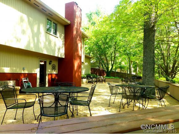 29 Reynolda Drive - Photo 2