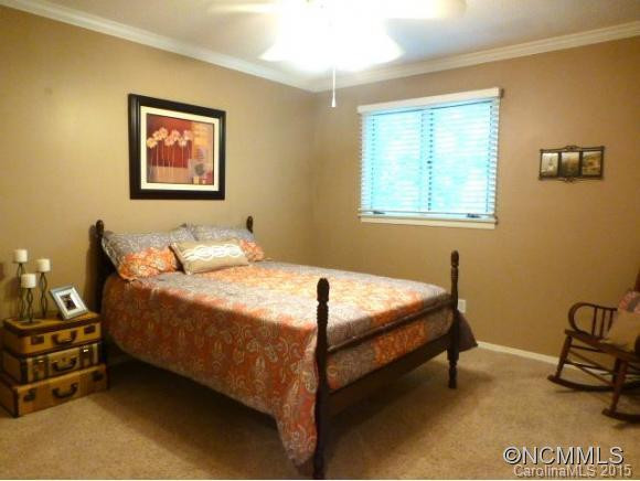 29 Reynolda Drive - Photo 11