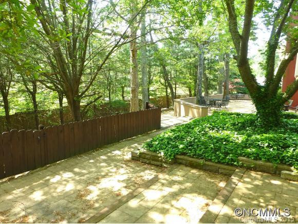 29 Reynolda Drive - Photo 3