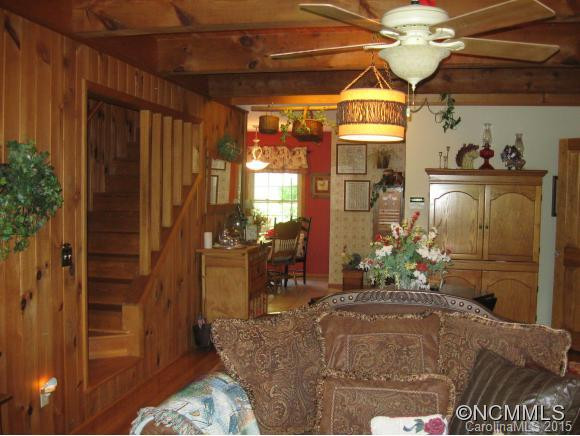 645 Van Arrington Road - Photo 4