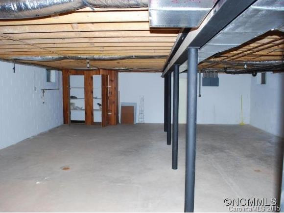 109 Huntington Ct - Photo 18