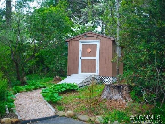 109 Huntington Ct - Photo 6