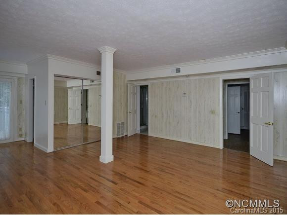 155 APPLE LANE - Photo 12