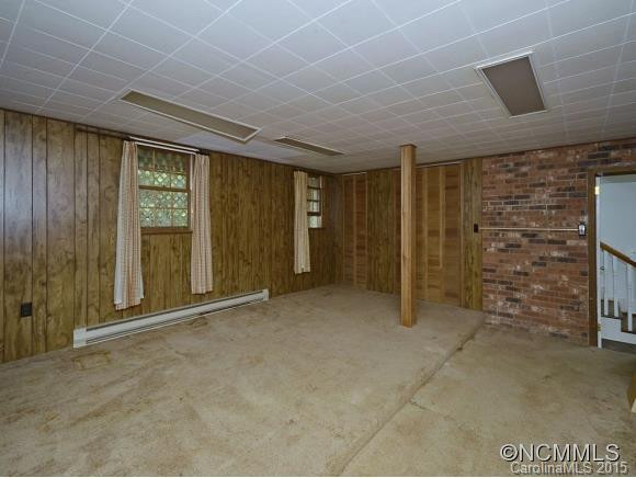 155 APPLE LANE - Photo 18