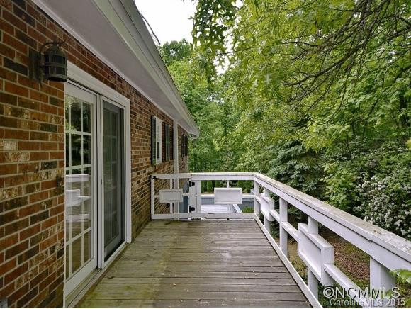 155 APPLE LANE - Photo 19