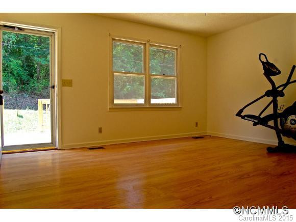 148 Stradley Mountain Rd - Photo 3